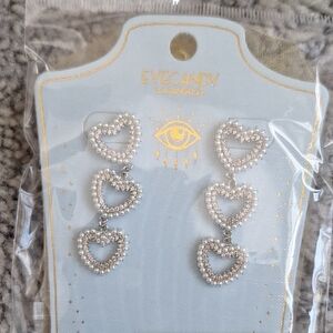 EyeCandy Triple Heart Earrings NWT